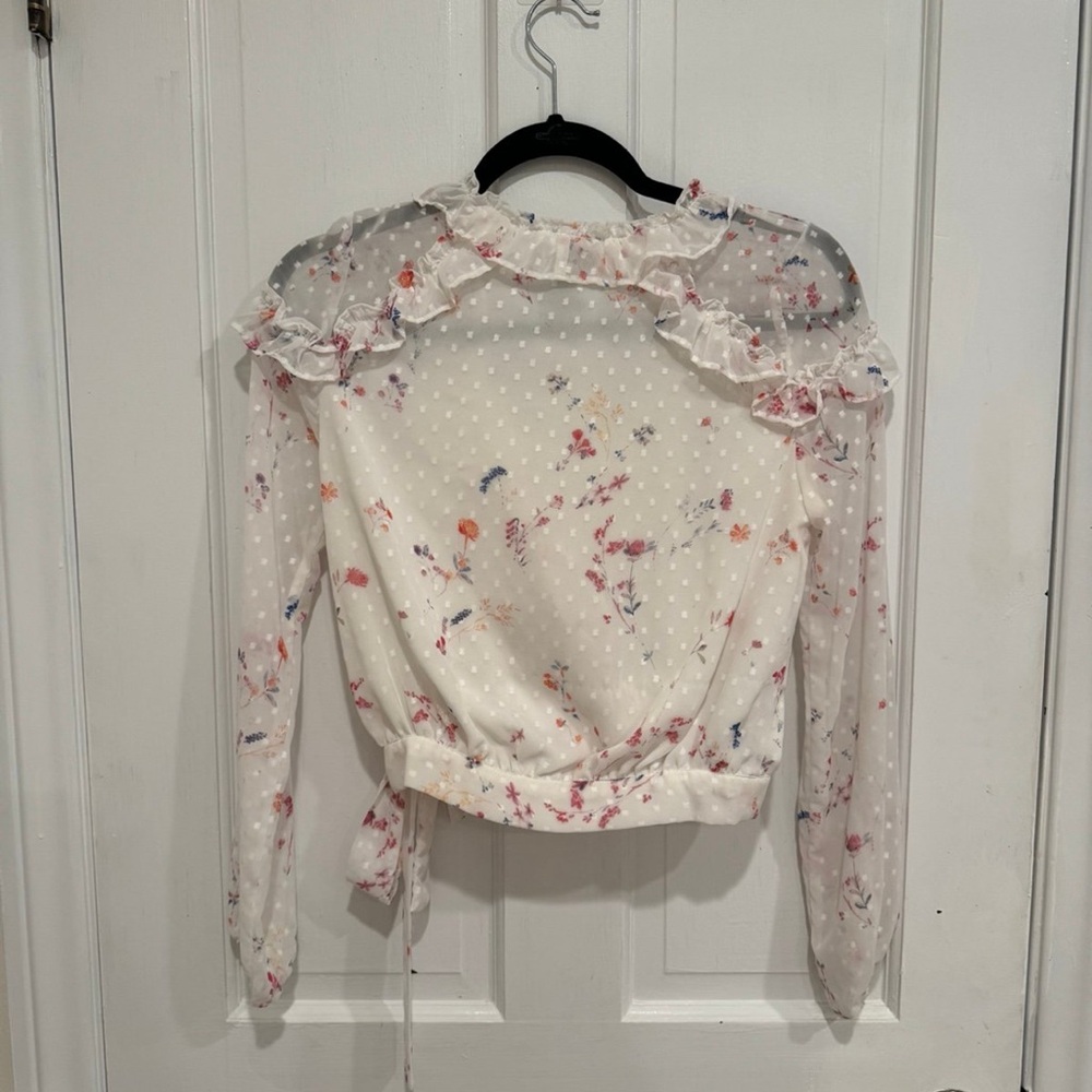 Aqua Cream Ruffled Crop Blouse with Long Sleeves